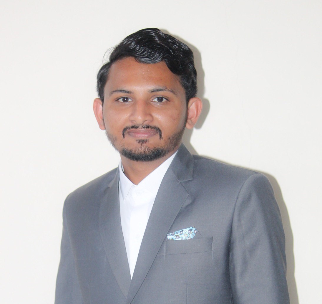 Vivek Kachhadiya - UI/UX And Full-stack Developer