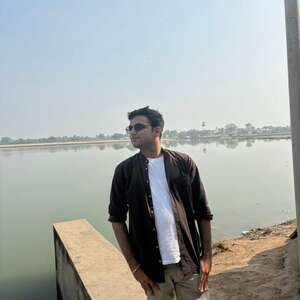Jayesh Hardasani - Software engineer at peerbits 