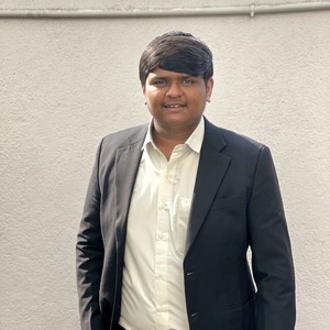 Ar Kh - Front End Developer