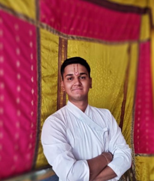 Meet Vyas - Electronics and communication engineer