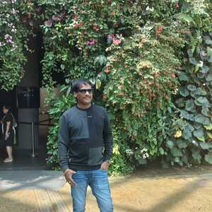 Srinivas Vanaparthy - Founder of  MAHADEV CORPORATION 