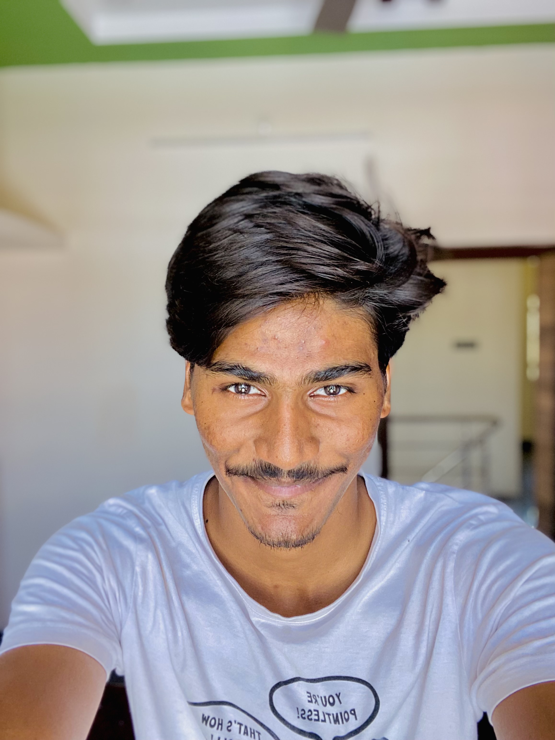 Yeturu Gurudineshreddy - Entrepreneur | AI Innovator | Data Solutions Architect
