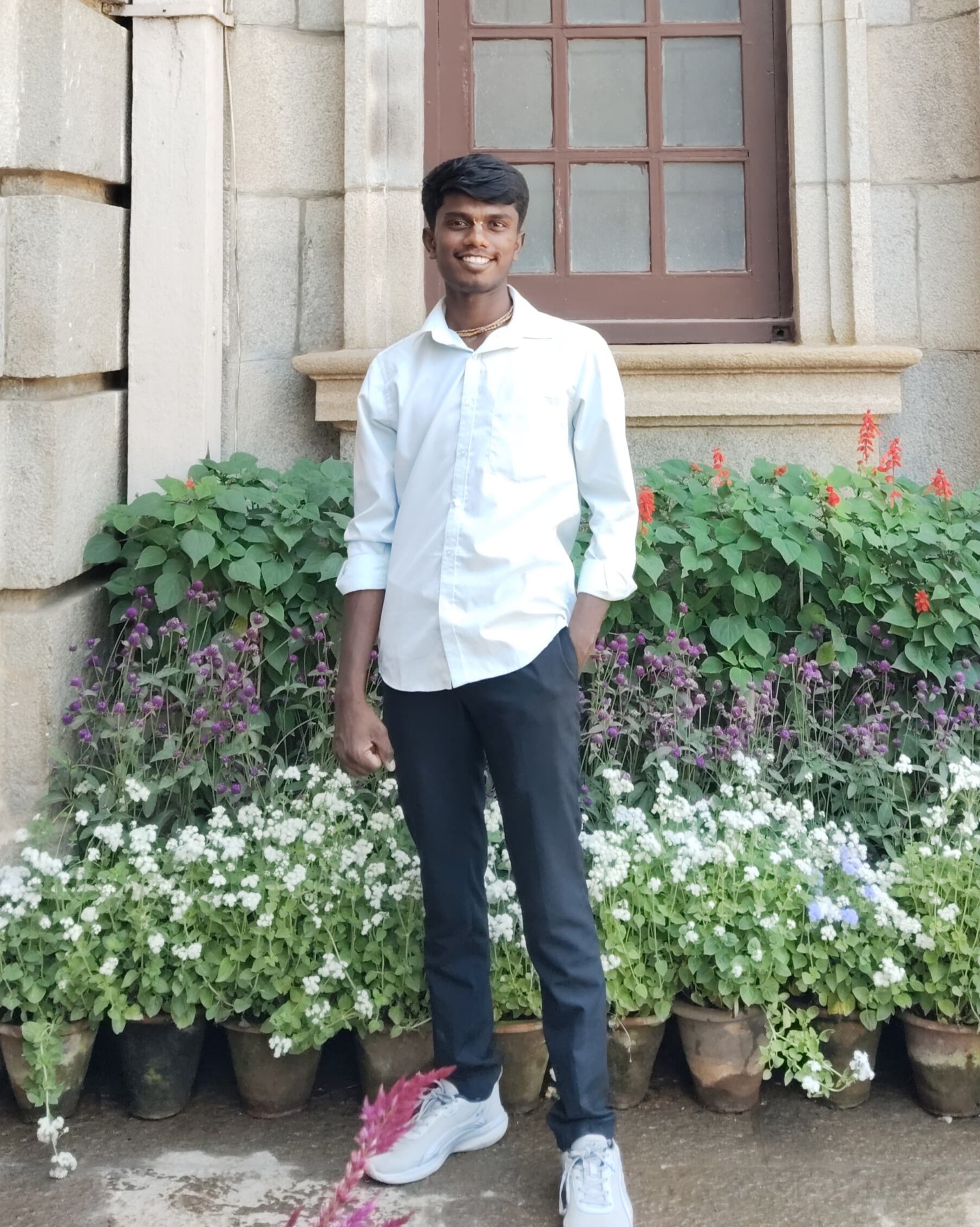 Srinivas V - Product Intern @ visist.ai