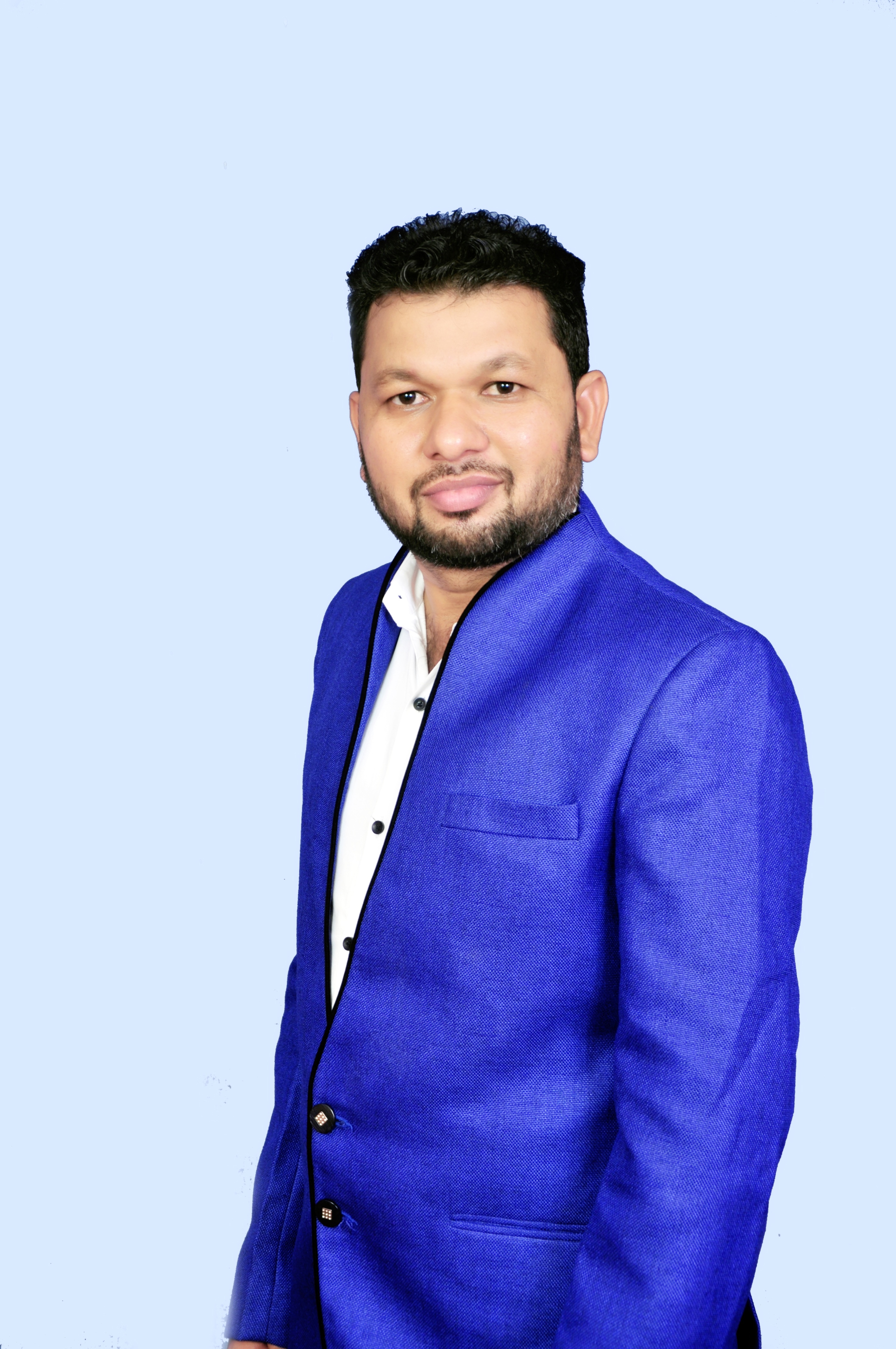 Ramesh Samatiya - Director & CEO of Triovate PVT LTD