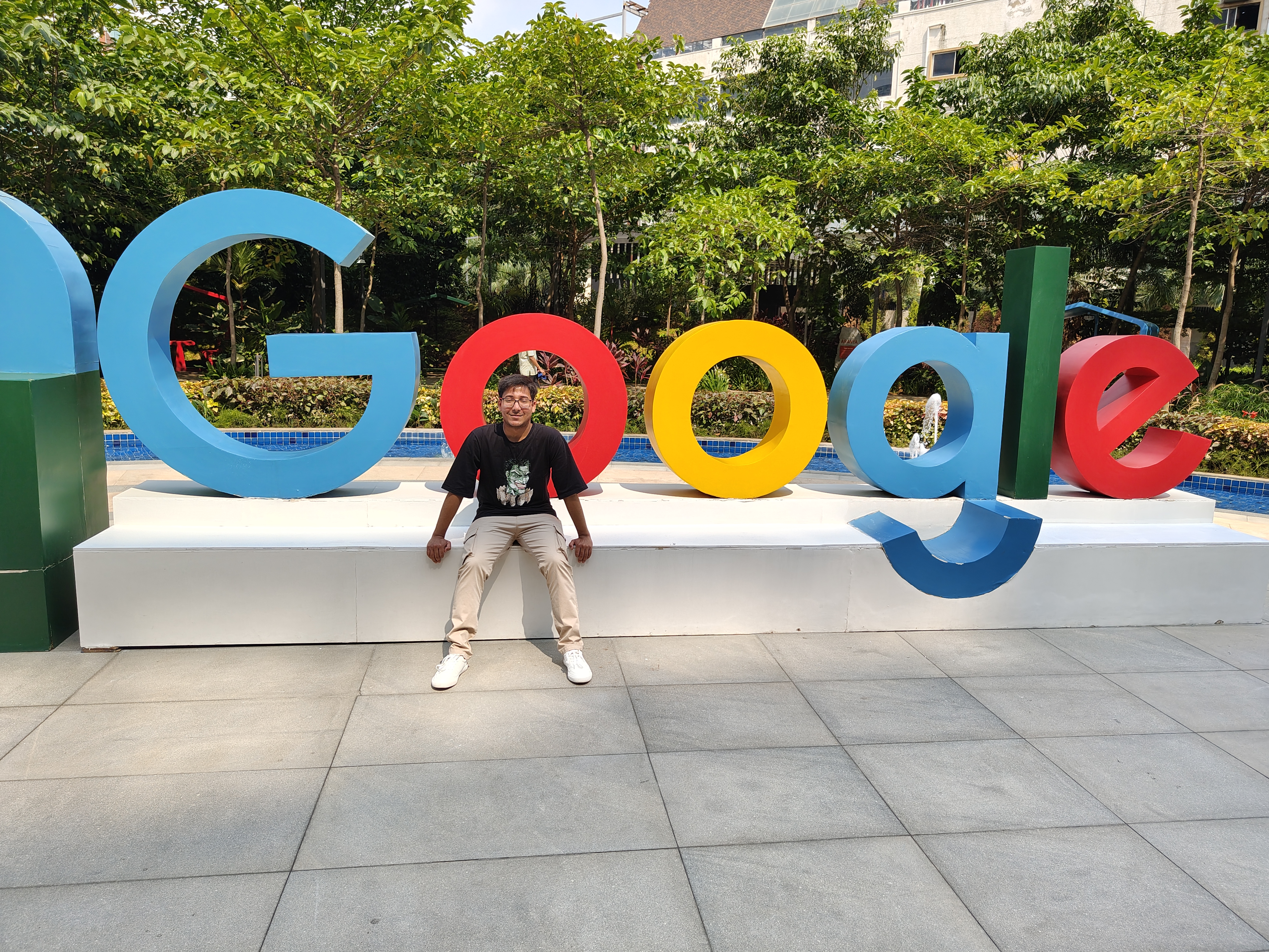 Nikhil Singhal - Software Developer II | Google 
