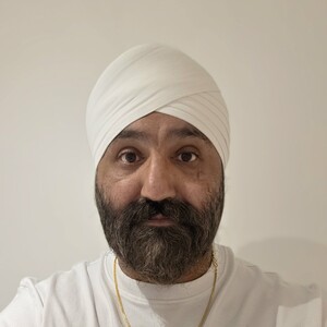 Buckshiesh Singh - CEO & Founder. Gifft hydroponic C.I.C