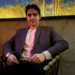 YASHOVARDHAN CHOUBEY - social media manager, UX/UI designer