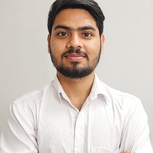 Navnit Kumar - Vita 