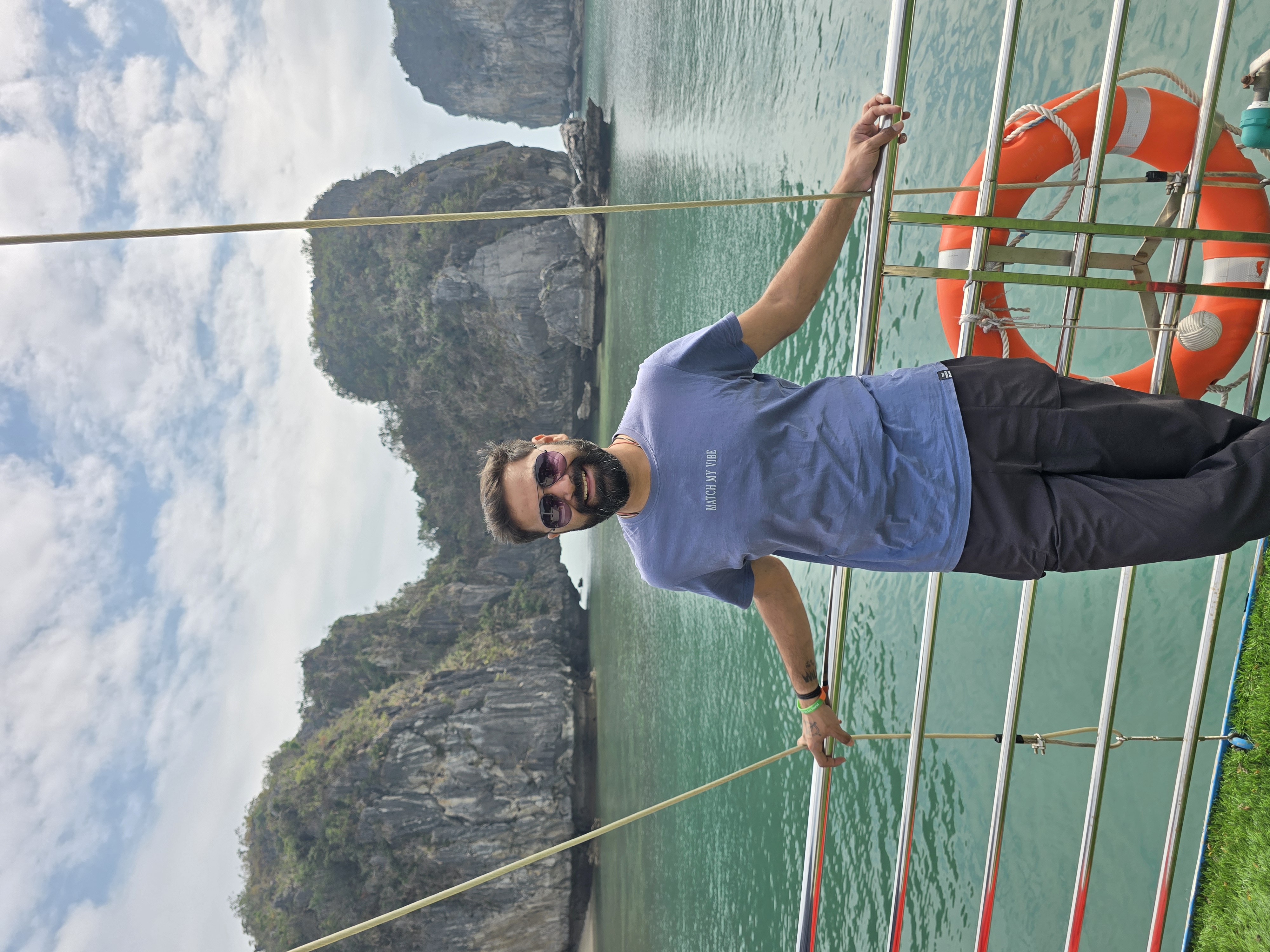 Krunal Jajal - Co-founder, Unclenomad Travels Pvt Ltd 
