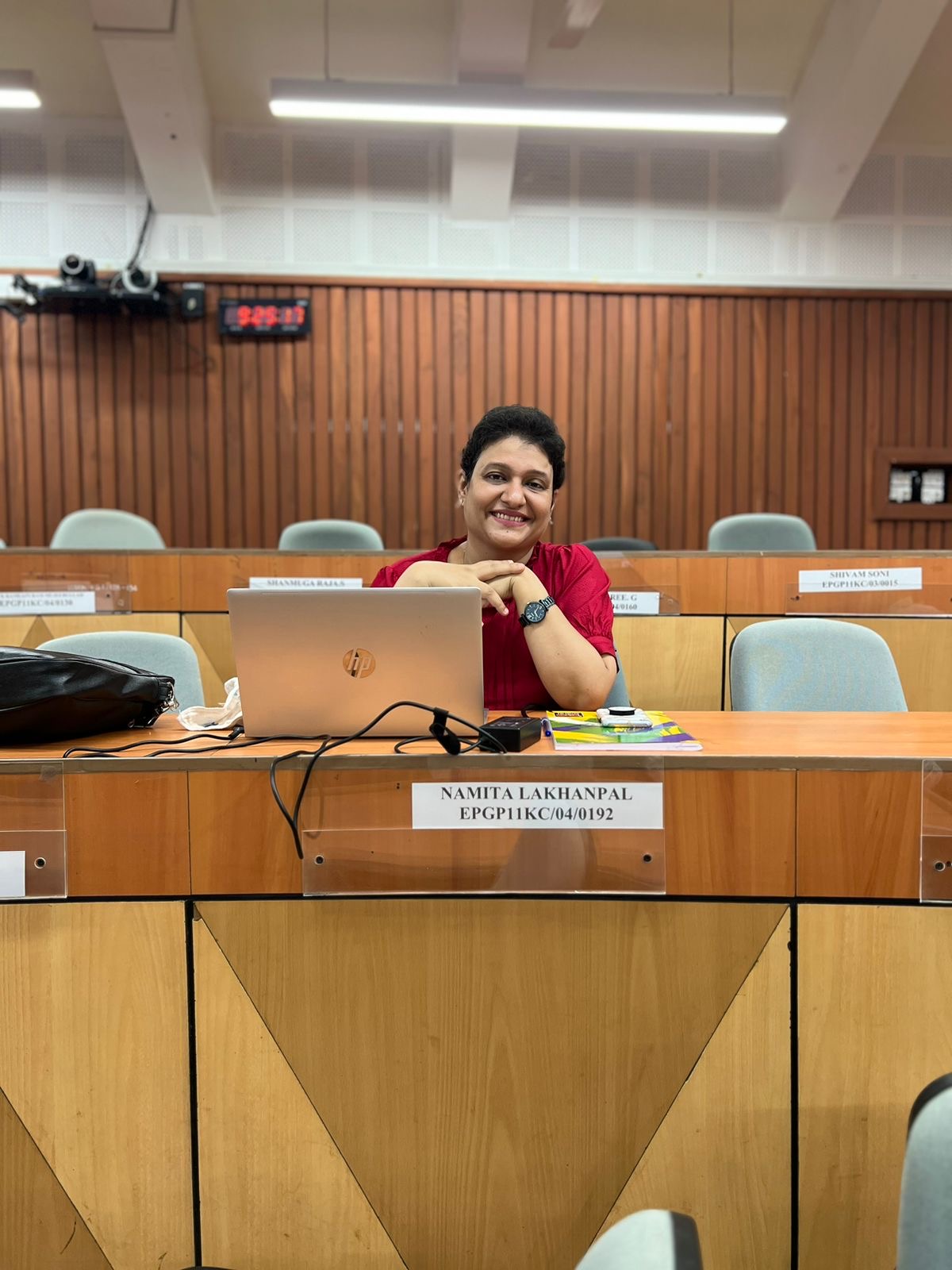 Namita Lakhanpal - corporate professional