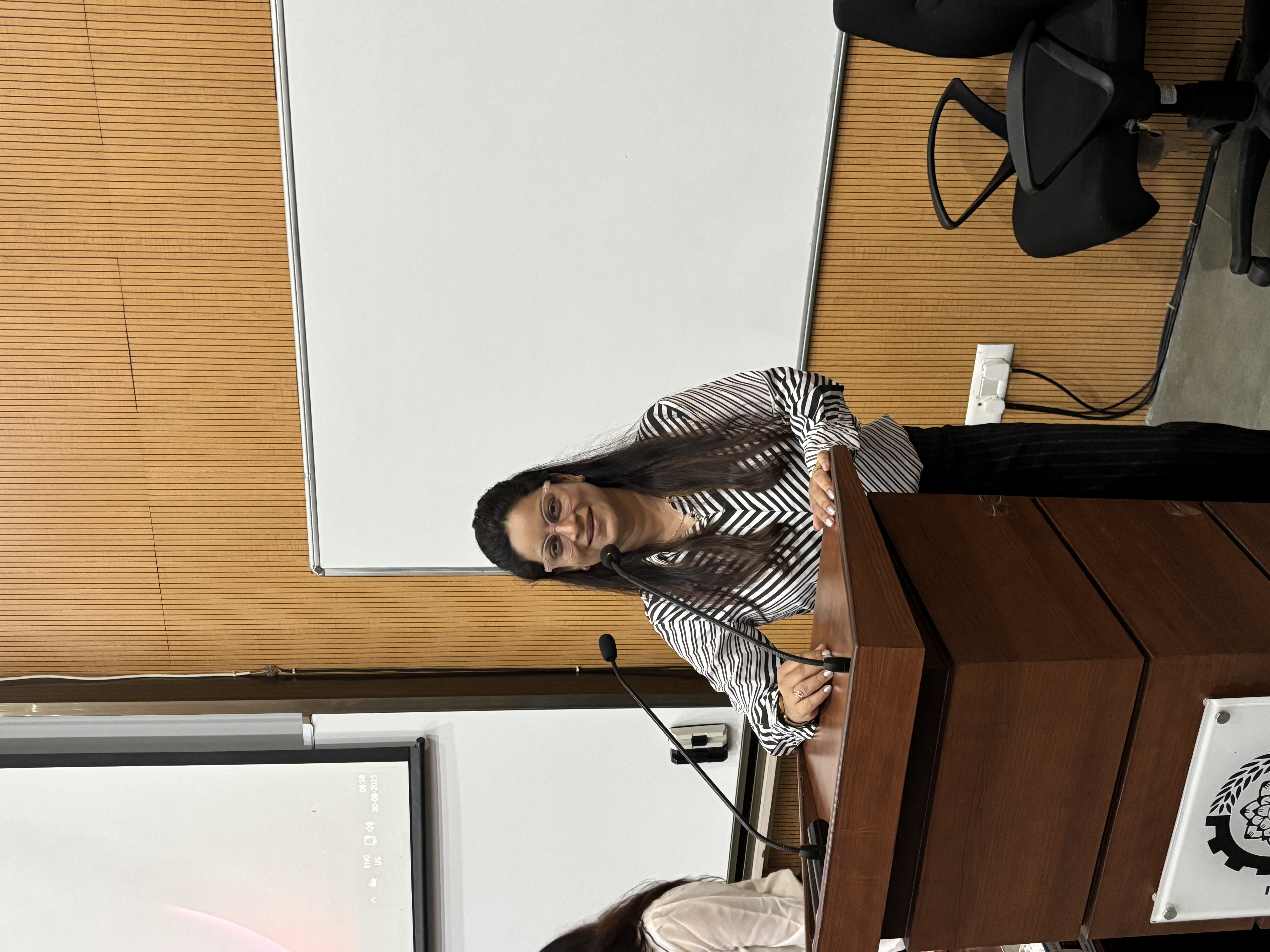 adv puspita pramanik - Legal consultant ( Corporate and Business law)