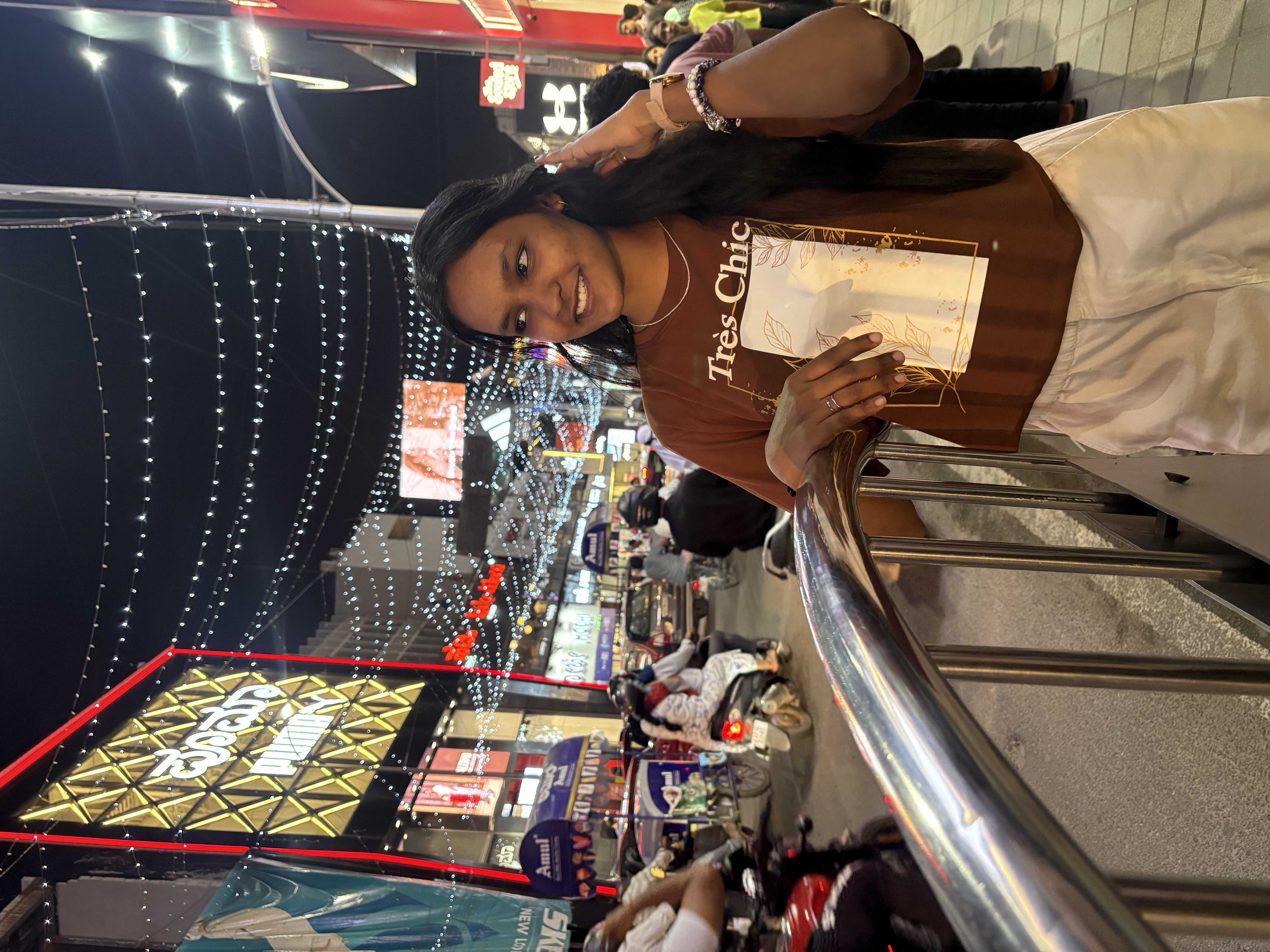 Kratika Gangwar - Fresher