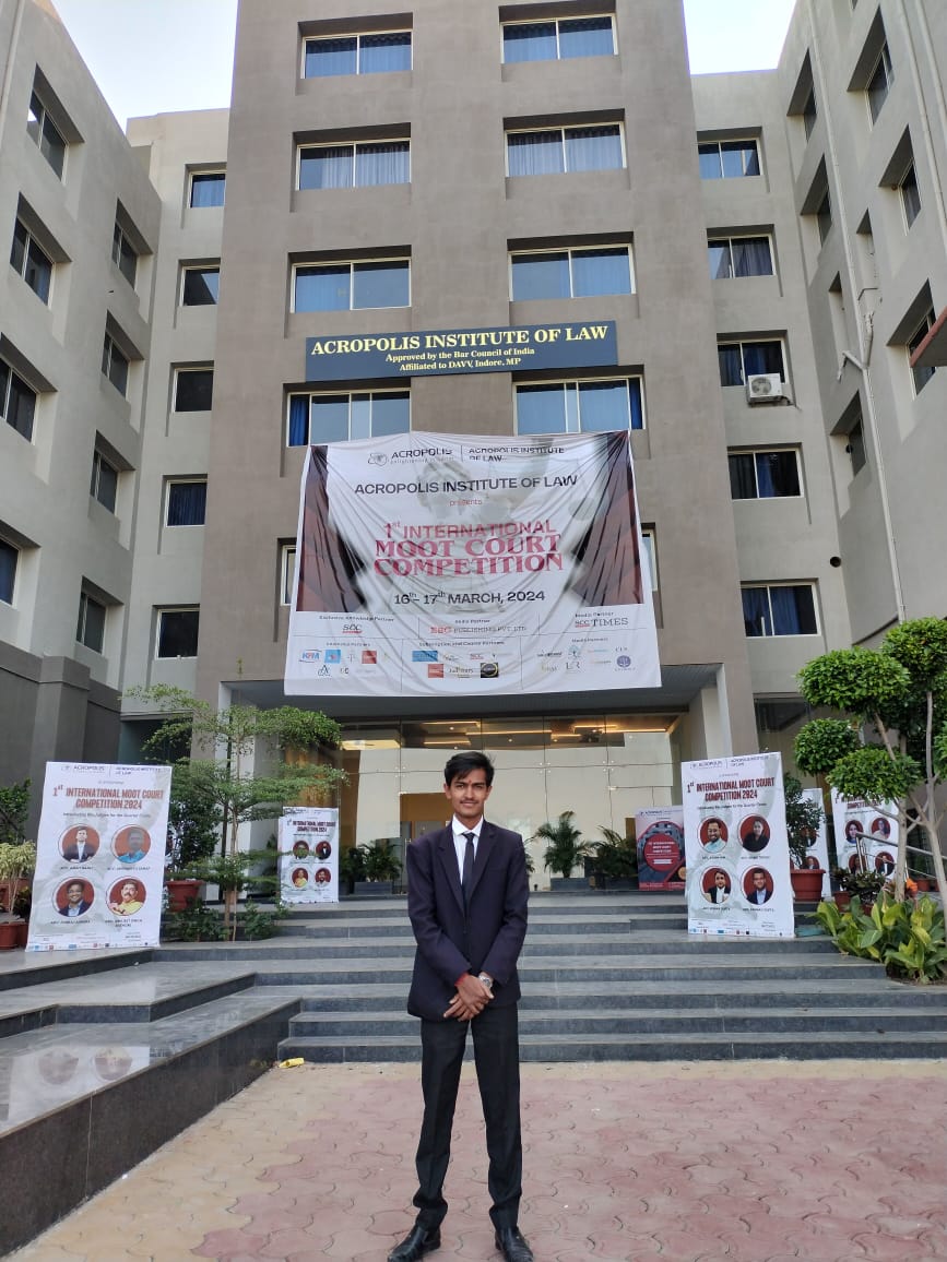 Darshan Kaushik - Student/freelancer 