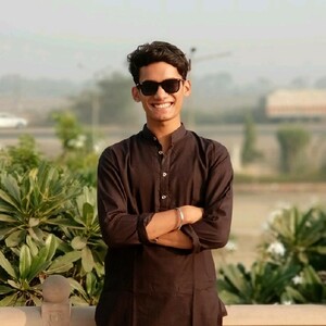 Rohit rawat - Graphic Designer(Reflect Branding)