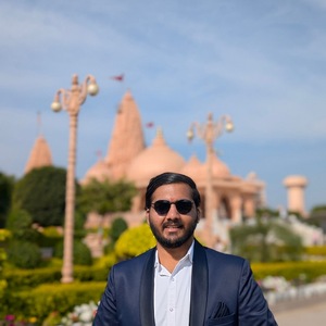 Ketu Unjiya - Graphic and UI/UX Designer 