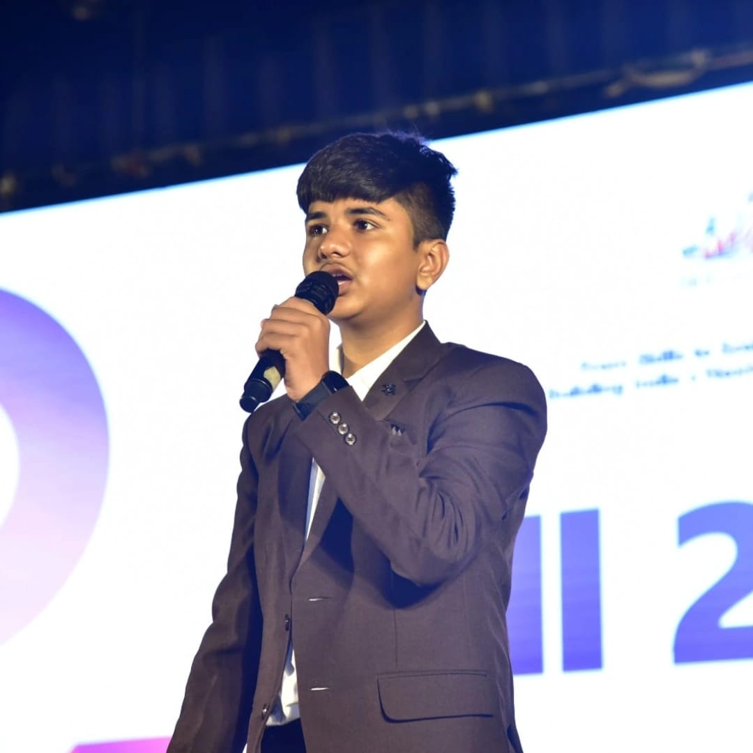 Ved  Thakare - Founder & CEO , MakTronics Pvt.Ltd 